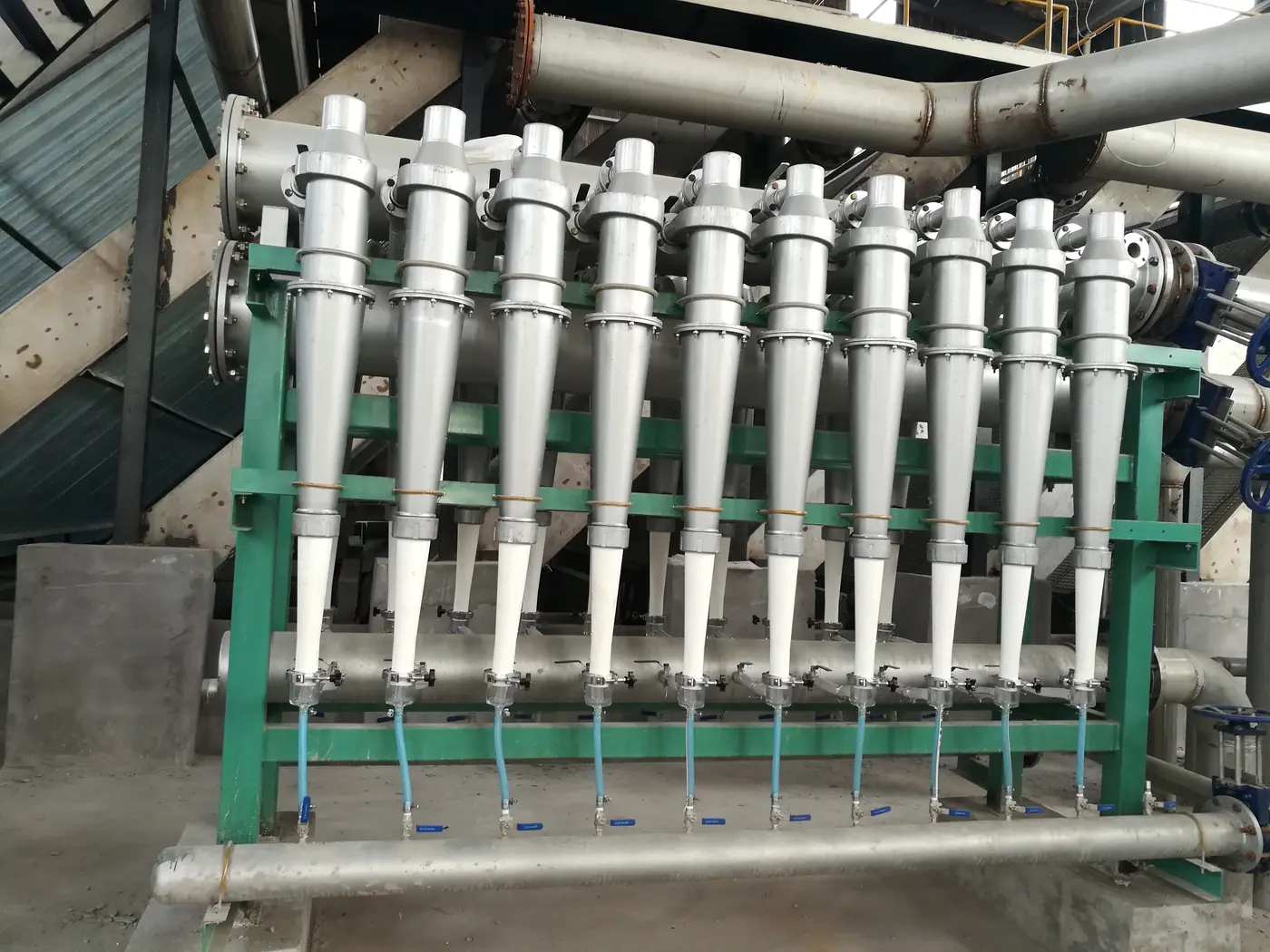 Stock preparation and cleaning system equipment